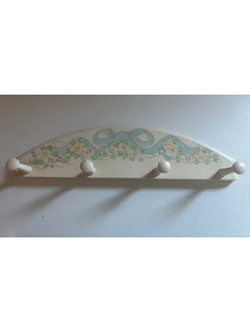 Cottage core peg hanger vintage floral